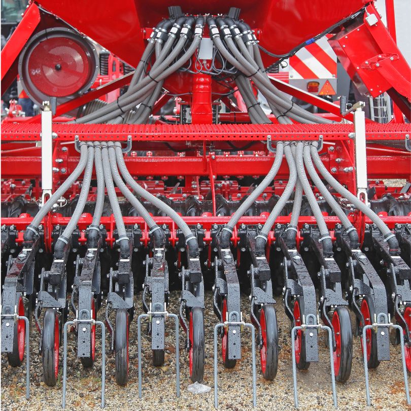 Largo agricultural machinery with high performance tires